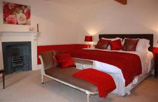 фото отеля Cwrt Mawr Bed and Breakfast Tregaron