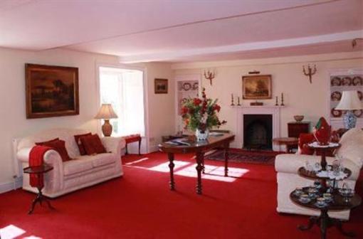 фото отеля Cwrt Mawr Bed and Breakfast Tregaron