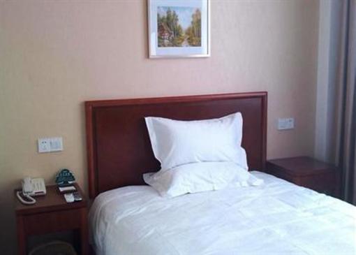 фото отеля GreenTree Inn Nantong Development Zone Central Avenue