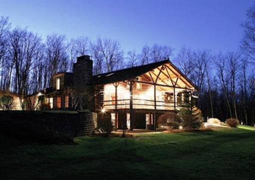 фото отеля The Chalet of Canandaigua