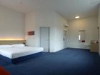 фото отеля Travelodge Chester Central