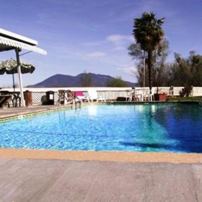 фото отеля Anchorage Inn Lakeport