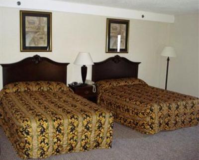 фото отеля Wynnwood Plaza Hotel Newport News