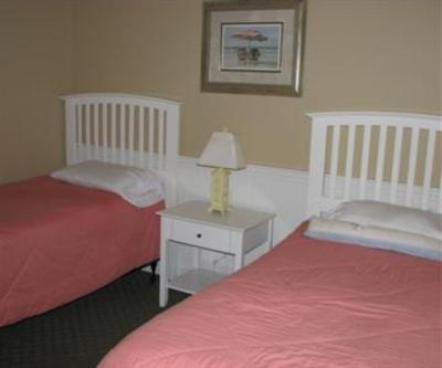 фото отеля West Yarmouth Resort