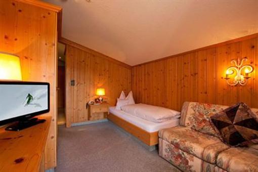фото отеля Ferienhotel Gappen-Schlosshof