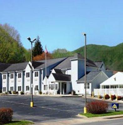 фото отеля Microtel Inn & Suites Maggie Valley