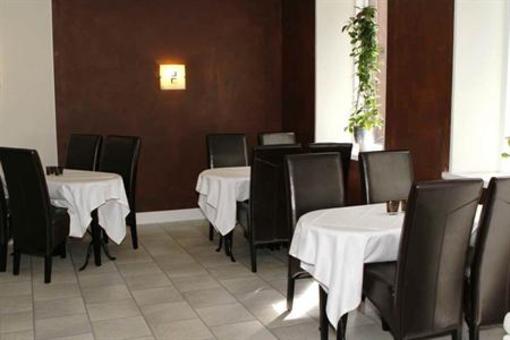 фото отеля Ydes Hotel