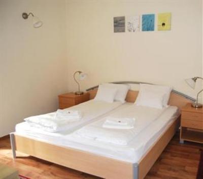 фото отеля Apartment For Friends