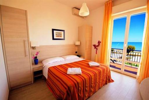 фото отеля Hotel Olympia Senigallia