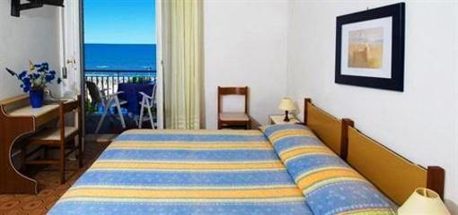 фото отеля Hotel Olympia Senigallia