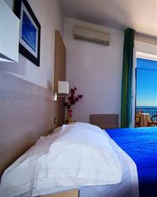 фото отеля Hotel Olympia Senigallia