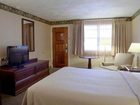 фото отеля Quality Inn Breeze Manor