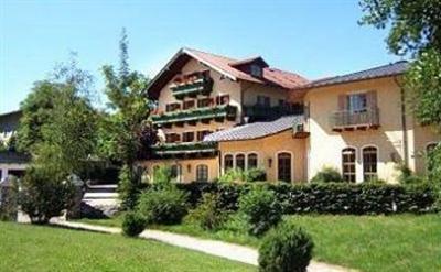 фото отеля Hotel Oberwirt Obing