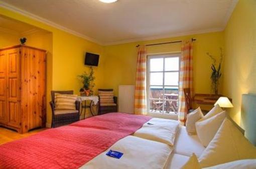 фото отеля Hotel Oberwirt Obing