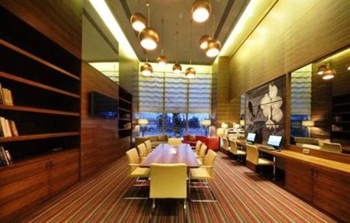 фото отеля Hampton By Hilton Bursa
