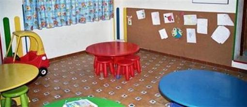 фото отеля Apartamentos Neptuno Calella