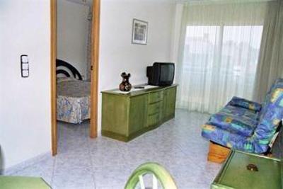 фото отеля Apartamentos Neptuno Calella