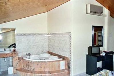 фото отеля Apartamentos Neptuno Calella
