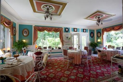 фото отеля Melange Bed and Breakfast