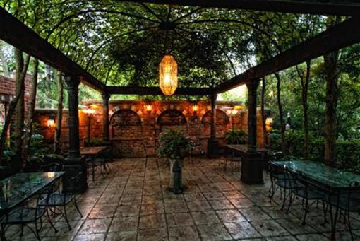 фото отеля Melange Bed and Breakfast