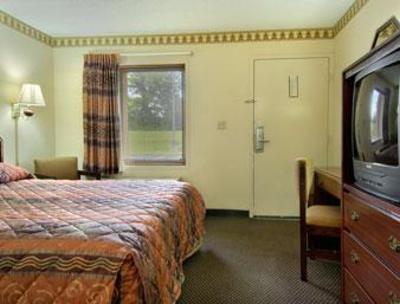 фото отеля Super 8 Motel Airport Tupelo