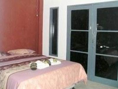 фото отеля Guest House and Salon Spa Fora Gegerkalong