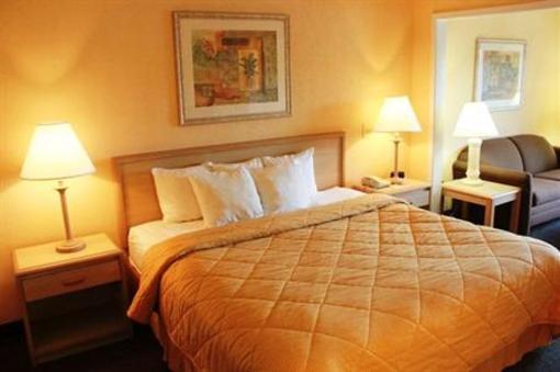 фото отеля Centerstone Inn