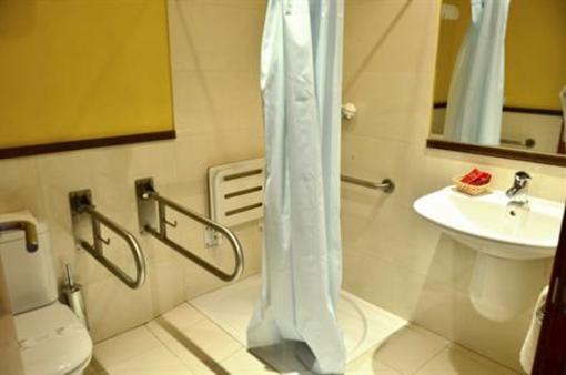 фото отеля Hostal Al-Andalus