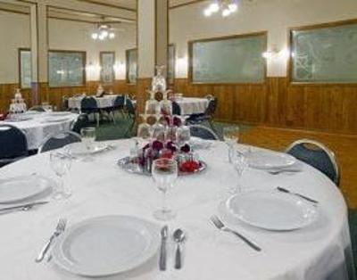 фото отеля Historic Cary House Hotel