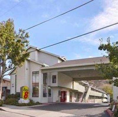 фото отеля Super 8 San Luis Obispo
