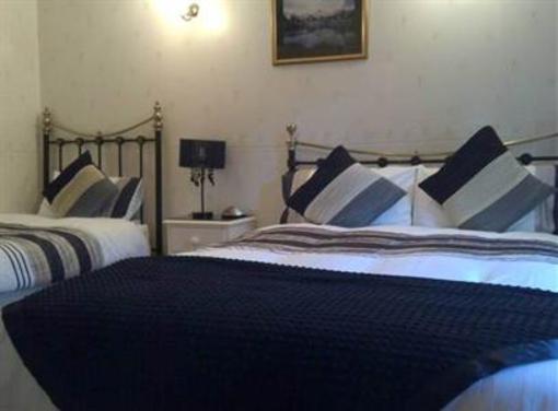 фото отеля 6 Caberfeidh Bed & Breakfast Fort William