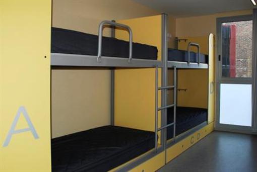 фото отеля Twentytu Hostel