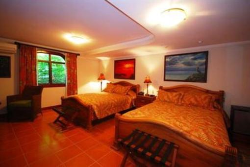 фото отеля Hotel Casa Roland Golfito