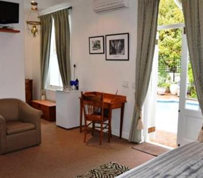 фото отеля 22 Die Laan Self Catering Apartment