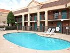 фото отеля Ramada Huntersville at Lake Norman