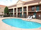 фото отеля Ramada Huntersville at Lake Norman