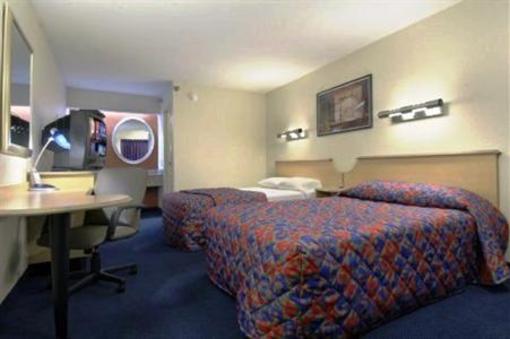 фото отеля Red Roof Inn Dayton - Fairborn Nutter Center