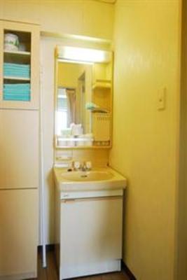 фото отеля Weekly Green Inn Namba