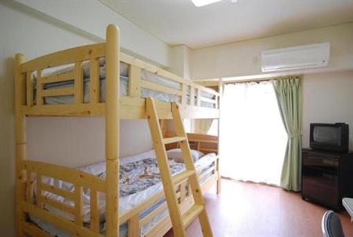 фото отеля Weekly Green Inn Namba
