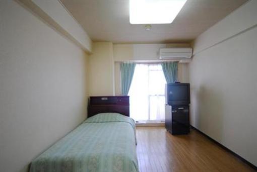 фото отеля Weekly Green Inn Namba