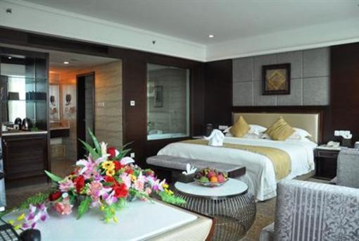 фото отеля Conifer Garden Hotel Haikou