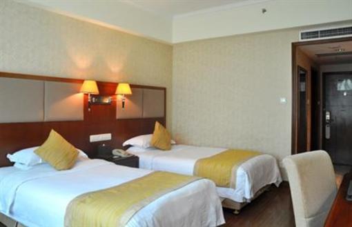 фото отеля Conifer Garden Hotel Haikou