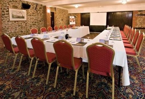 фото отеля BEST WESTERN Knights Hill Hotel