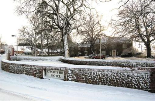 фото отеля BEST WESTERN Knights Hill Hotel