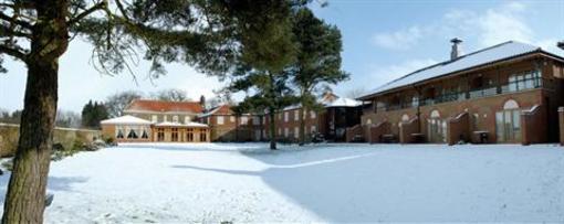 фото отеля BEST WESTERN Knights Hill Hotel