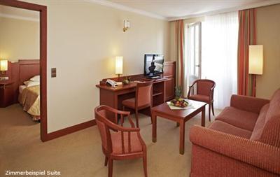 фото отеля Kaiser Spa Hotel zur Post