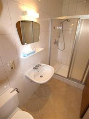 фото отеля Gasthof - Hotel Tyrol