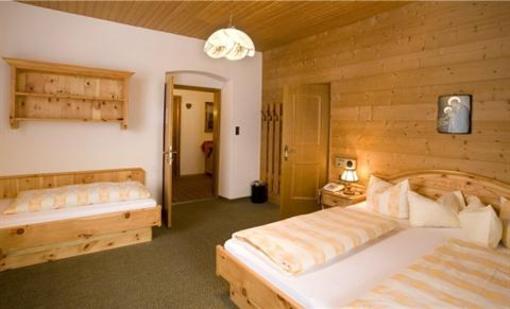 фото отеля Gasthof - Hotel Tyrol