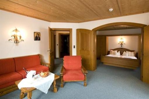 фото отеля Gasthof - Hotel Tyrol