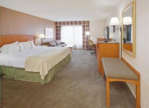 фото отеля Holiday Inn Coralville